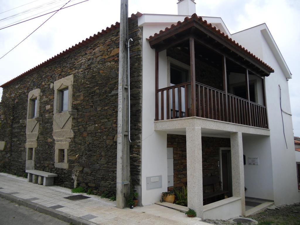 Casa Do Regedor Guest House Palacoulo Exterior photo